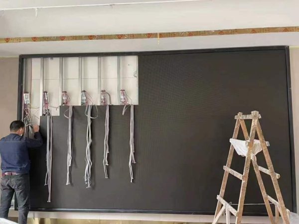 Pantalla p4 empotrada